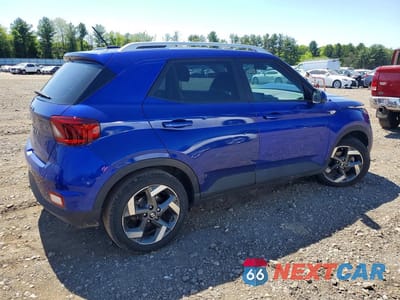 Trzecie zdjęcie samochodu z tyłu: 2023 HYUNDAI VENUE SEL VIN:KMHRC8A32PU262431 - miniatura
