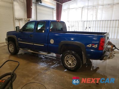 Drugie zdjęcie samochodu z przodu: 2003 CHEVROLET SILVERADO K2500 HEAVY DUTY VIN:1GCHK29103E344391 - miniatura
