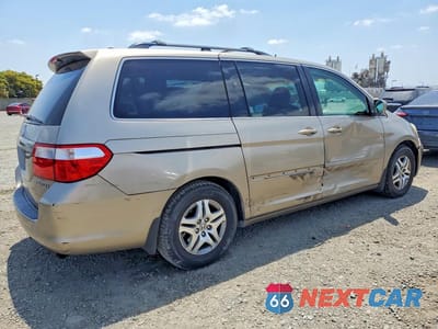 Trzecie zdjęcie samochodu z tyłu: 2005 HONDA ODYSSEY EXL VIN:5FNRL38625B409909 - miniatura