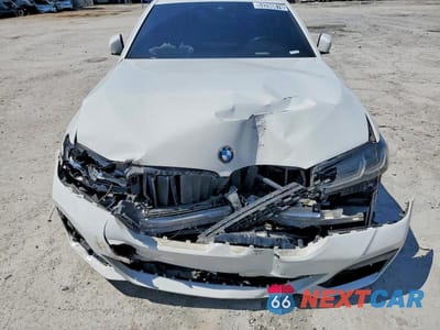 Zdjęcie 11 z 12 samochodu: 2023 BMW 540 I VIN:WBA53BJ09PCL31639 - miniatura