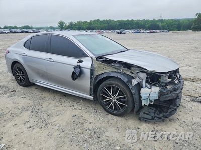Czwarte zdjęcie samochodu z boku: 2022 TOYOTA CAMRY SE VIN:4T1G11AK2NU653037 - miniatura