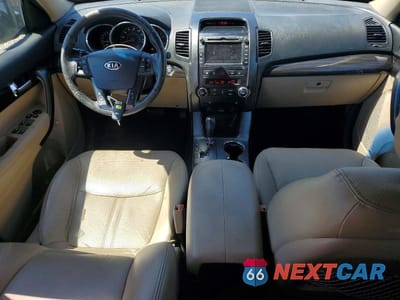 Zdjęcie 8 z 12 samochodu: 2011 KIA SORENTO EX VIN:5XYKU4A27BG016259 - miniatura