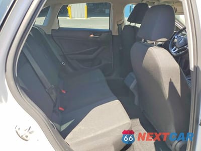 Zdjęcie 10 z 12 samochodu: 2019 VOLKSWAGEN JETTA S VIN:3VWN57BU9KM115130 - miniatura