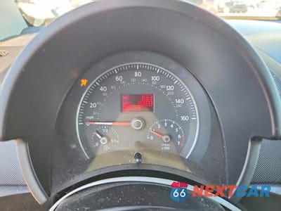 Zdjęcie 9 z 12 samochodu: 2006 VOLKSWAGEN NEW BEETLE CONVERTIBLE OPTION PACKAGE 1 VIN:3VWRF31YX6M310509 - miniatura