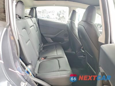 Zdjęcie 10 z 13 samochodu: 2023 TESLA MODEL Y VIN:7SAYGDEF3PF969342 - miniatura
