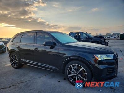 Czwarte zdjęcie samochodu z boku: 2023 AUDI Q7 PRESTIGE VIN:WA1VXBF70PD021171 - miniatura