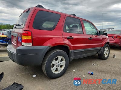 Trzecie zdjęcie samochodu z tyłu: 2005 FORD ESCAPE VIN:1FMCU931X5KE48991 - miniatura