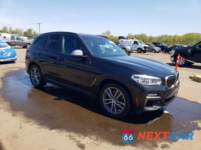 Czwarte zdjęcie samochodu z boku: 2018 BMW X3 XDRIVEM40I VIN:5UXTS3C58J0Y97486 - miniatura