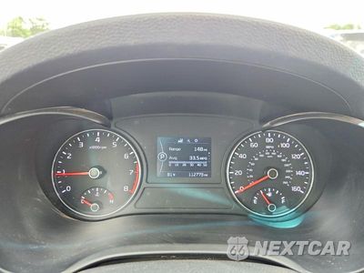 Zdjęcie 9 z 12 samochodu: 2017 KIA OPTIMA LX VIN:5XXGT4L36HG169369 - miniatura