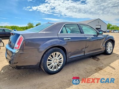Trzecie zdjęcie samochodu z tyłu: 2014 CHRYSLER 300C VIN:2C3CCAKG6EH139030 - miniatura