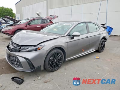 2025 TOYOTA CAMRY SE 4T1DAACK3SU600925 - główne zdjęcie licytacji z USA - miniatura