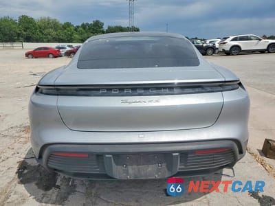 Zdjęcie 6 z 12 samochodu: 2020 PORSCHE TAYCAN 4S VIN:WP0AB2Y16LSA53241 - miniatura