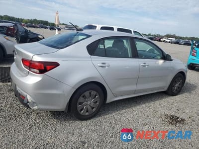 Trzecie zdjęcie samochodu z tyłu: 2019 KIA RIO S VIN:3KPA24AB3KE227344 - miniatura
