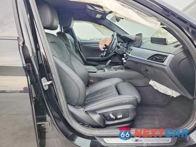 Zdjęcie 7 z 12 samochodu: 2022 BMW 530 I VIN:WBA53BH07NWX78004 - miniatura