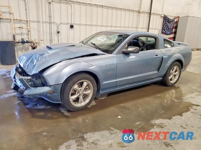 2006 FORD MUSTANG GT 1ZVHT82H065263688 - główne zdjęcie licytacji z USA - miniatura