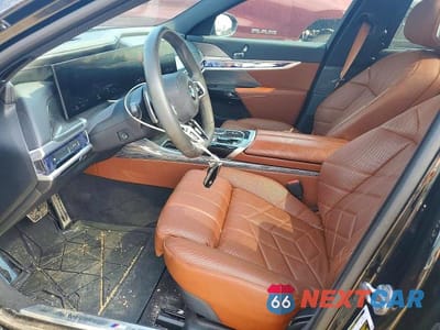 Zdjęcie 7 z 12 samochodu: 2024 BMW 740 XI VIN:WBA33EH05RCS46007 - miniatura