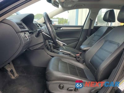 Zdjęcie 7 z 12 samochodu: 2014 VOLKSWAGEN PASSAT SE VIN:1VWBT7A30EC082087 - miniatura