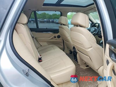 Zdjęcie 11 z 14 samochodu: 2015 BMW X5 XDRIVE50I VIN:5UXKR6C50F0J74425 - miniatura