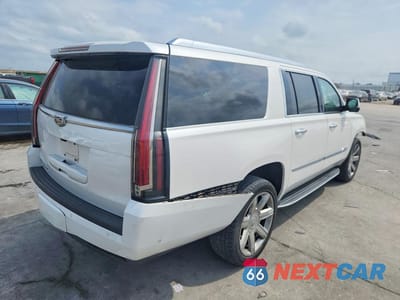 Trzecie zdjęcie samochodu z tyłu: 2019 CADILLAC ESCALADE ESV LUXURY VIN:1GYS3HKJ1KR226870 - miniatura