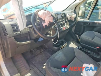 Zdjęcie 8 z 14 samochodu: 2021 RAM PROMASTER 2500 DELIVERY VAN VIN:3C6LRVDG4ME579134 - miniatura
