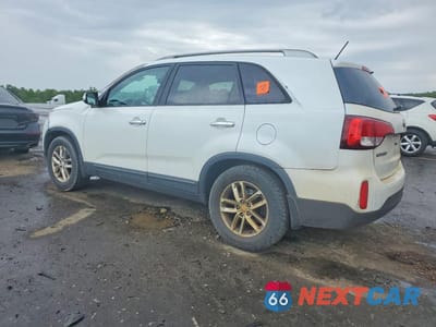 Drugie zdjęcie samochodu z przodu: 2015 KIA SORENTO LX VIN:5XYKTCA65FG607809 - miniatura