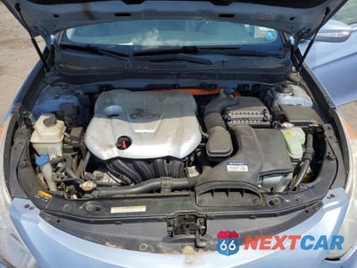 Zdjęcie 11 z 12 samochodu: 2013 HYUNDAI SONATA HYBRID VIN:KMHEC4A46DA075769 - miniatura