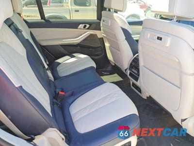 Zdjęcie 11 z 13 samochodu: 2019 BMW X7 XDRIVE50I VIN:5UXCX4C55KLS37719 - miniatura