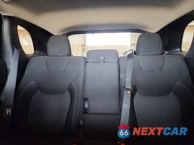 Zdjęcie 10 z 13 samochodu: 2019 JEEP CHEROKEE LATITUDE VIN:1C4PJMCX5KD418609 - miniatura