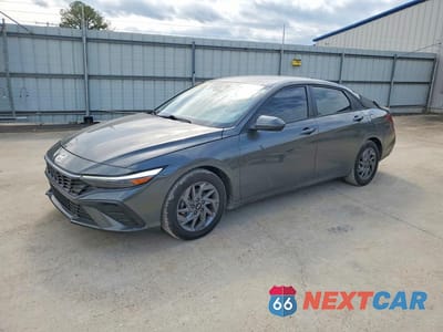2024 HYUNDAI ELANTRA KMHLM4DG7RU717819 - główne zdjęcie licytacji z USA - miniatura