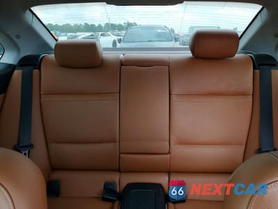 Zdjęcie 10 z 14 samochodu: 2011 BMW 328 I SULEV VIN:WBAKE5C52BE573600 - miniatura