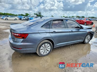 Trzecie zdjęcie samochodu z tyłu: 2019 VOLKSWAGEN JETTA S VIN:3VWCB7BU2KM141083 - miniatura
