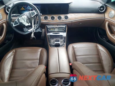 Zdjęcie 8 z 13 samochodu: 2017 MERCEDES-BENZ E 43 4MATIC AMG VIN:WDDZF6EB6HA252222 - miniatura