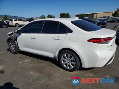 Drugie zdjęcie samochodu z przodu: 2021 TOYOTA COROLLA LE VIN:5YFEPMAE7MP189759 - miniatura