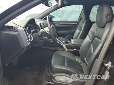 Zdjęcie 7 z 13 samochodu: 2013 PORSCHE CAYENNE VIN:WP1AA2A27DLA06202 - miniatura