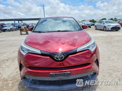 Piąte zdjęcie samochodu w środku: 2018 TOYOTA C-HR XLE PREMIUM VIN:NMTKHMBX1JR011508 - miniatura