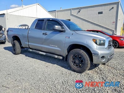 Czwarte zdjęcie samochodu z boku: 2008 TOYOTA TUNDRA SR5 VIN:5TBRV54158S479431 - miniatura