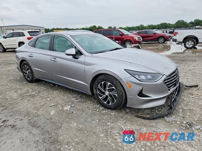 Czwarte zdjęcie samochodu z boku: 2021 HYUNDAI SONATA HYBRID BLUE VIN:KMHL24JJ5MA021492 - miniatura