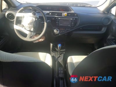 Zdjęcie 8 z 12 samochodu: 2016 TOYOTA PRIUS C ONE VIN:JTDKDTB30G1119466 - miniatura
