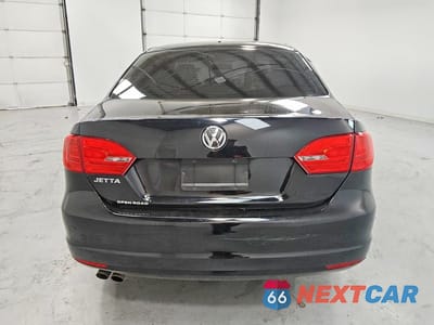 Zdjęcie 6 z 12 samochodu: 2013 VOLKSWAGEN JETTA BASE VIN:3VW2K7AJ9DM286529 - miniatura