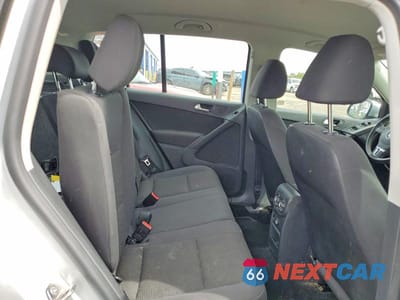 Zdjęcie 10 z 12 samochodu: 2014 VOLKSWAGEN TIGUAN S VIN:WVGAV3AX0EW623847 - miniatura