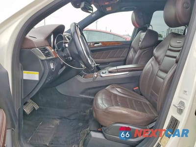 Zdjęcie 7 z 13 samochodu: 2013 MERCEDES-BENZ ML 63 AMG VIN:4JGDA7EB4DA176417 - miniatura