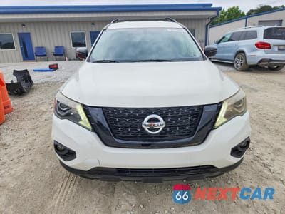Piąte zdjęcie samochodu w środku: 2020 NISSAN PATHFINDER SV VIN:5N1DR2BN9LC579578 - miniatura