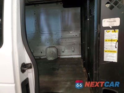 Zdjęcie 11 z 13 samochodu: 2013 FORD ECONOLINE E150 VAN VIN:1FTNE1EW3DDA39352 - miniatura