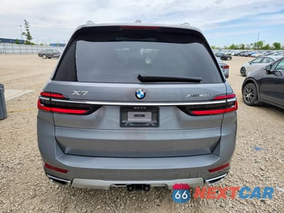 Zdjęcie 6 z 12 samochodu: 2025 BMW X7 XDRIVE40I VIN:5UX23EM01S9Z89639 - miniatura