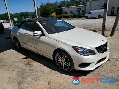 Czwarte zdjęcie samochodu z boku: 2015 MERCEDES-BENZ E 400 VIN:WDDKK6FFXFF299266 - miniatura