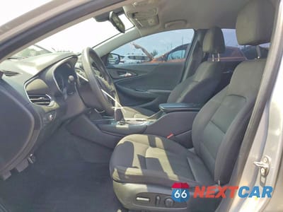 Zdjęcie 7 z 12 samochodu: 2017 CHEVROLET MALIBU LT VIN:1G1ZE5ST2HF185831 - miniatura