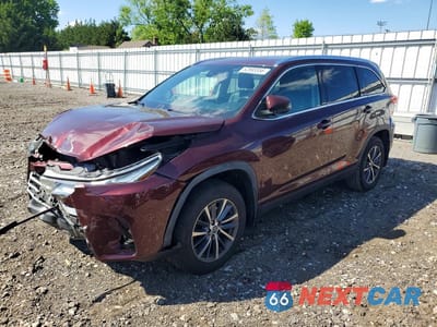 2019 TOYOTA HIGHLANDER XLE 5TDJZRFH7KS721766 - główne zdjęcie licytacji z USA - miniatura