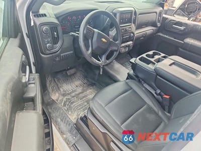 Zdjęcie 8 z 12 samochodu: 2025 CHEVROLET SILVERADO K3500 VIN:1GB3KSEY9SF151764 - miniatura