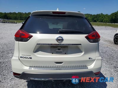 Zdjęcie 6 z 12 samochodu: 2017 NISSAN ROGUE SL VIN:5N1AT2MT6HC764677 - miniatura