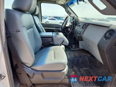 Zdjęcie 10 z 12 samochodu: 2013 FORD F250 SUPER DUTY VIN:1FTBF2BTXDEA40282 - miniatura